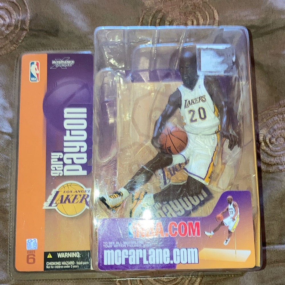 Gary Payton * Los Angeles Lakers McFarlane NBA Sports Pick Series 6 White Jersey